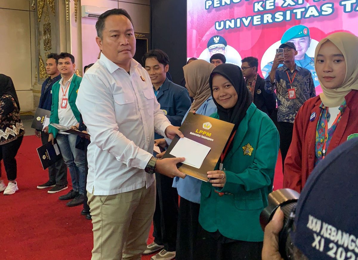 Dua Mahasiswa USK Raih Penghargaan Ujian Pembekalan KKN Kebangsaan XI di Kalimantan Barat